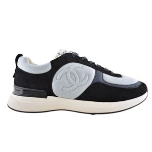 Chanel 22B Black Blue White CC Logo Suede Lace Up Flat Runner Trainer Sneaker 40